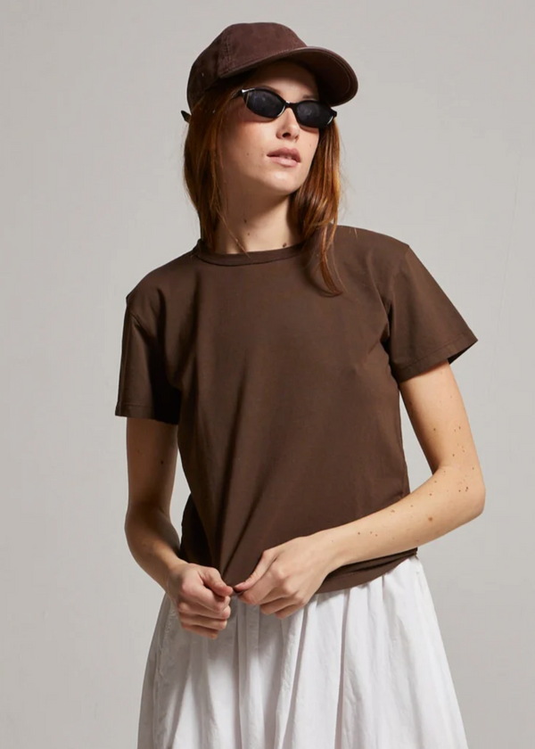Marielle Classic Tee - Chocolate