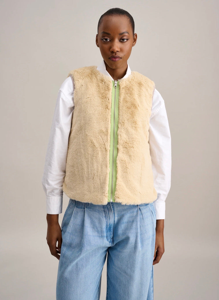 Less Vest - Check