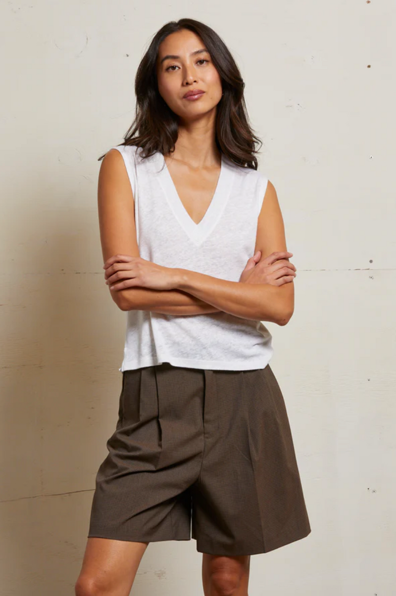 Lucy Poly Linen Sleeveless V-Neck - Natural