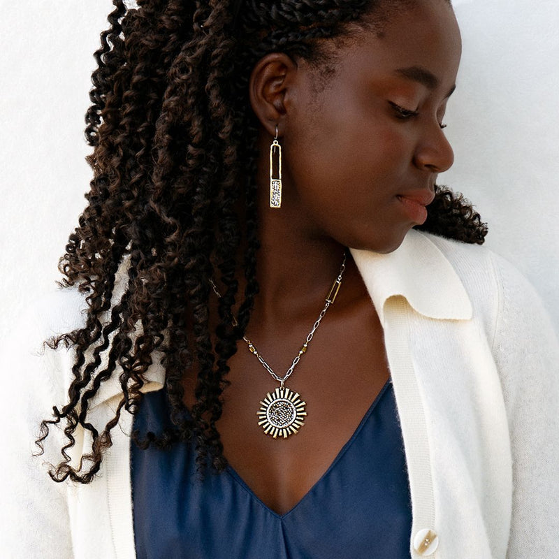 Kristal Frame Earrings