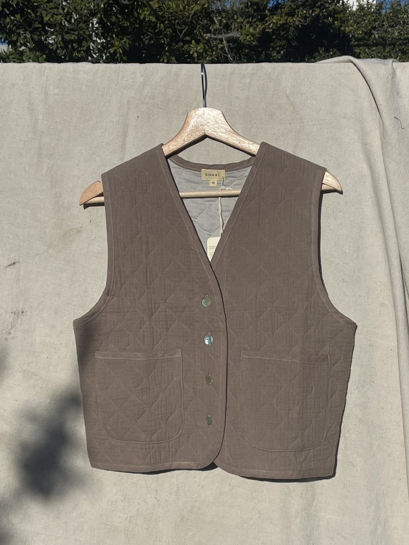 The Quilted Vest - Mushroom