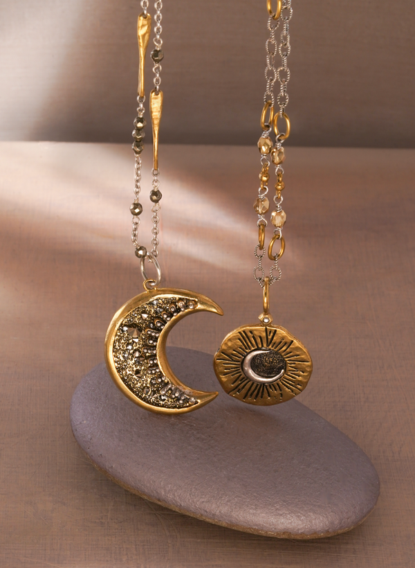 Moonshadow Pendant - Medium - BR, SS, Kristal Crystals
