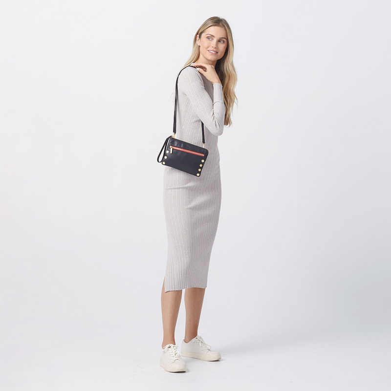 Nash Sml - Black/Brushed Gold Red Zip